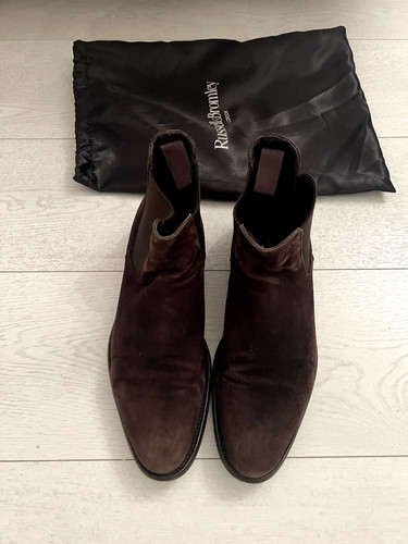 Russell and bromley - russell,