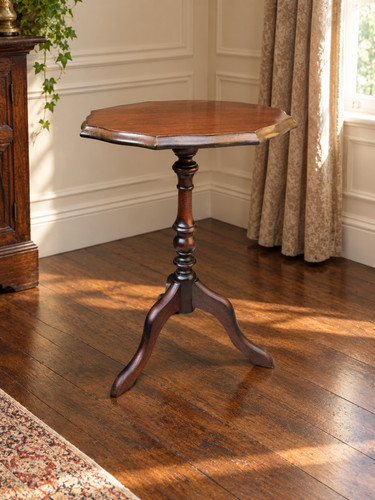 Vintage dark wood pie crust - wood,