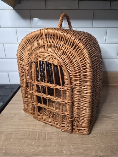 Vintage wicker small - wicker, animal