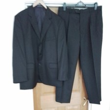Debenhams Pin Stripe BLACK Wool Mix 3 Button Suit  Chest 44" Waist 38" Excellent
