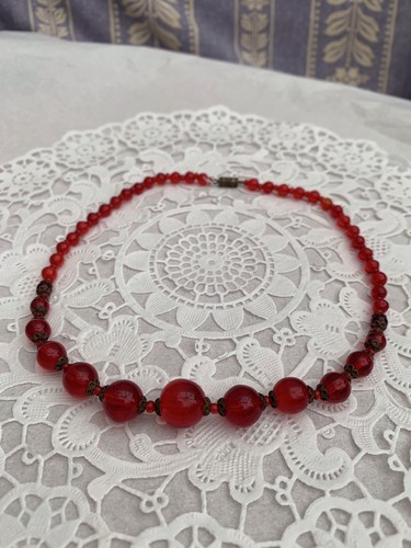 Vintage bohemian red bead - red,