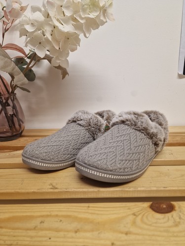 Skechers bnwt womens keepsakes - bnwt,