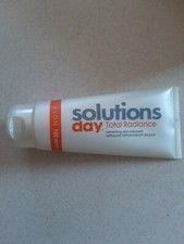 Avon Solutions Total Radiance