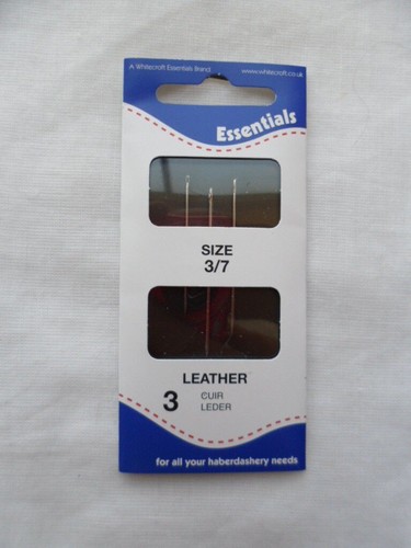 Hand sewing needles - -, leather