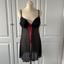 Closer With Evie Black