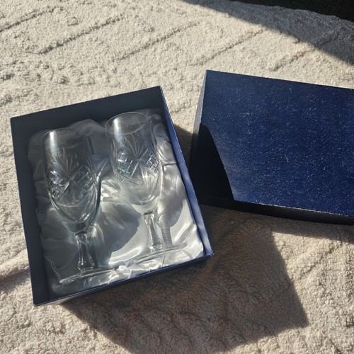 Hand cut lead crystal - cut,