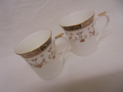 Vintage pair queen - vintage,