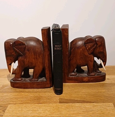 Cambridge cameo bible - bible, leather