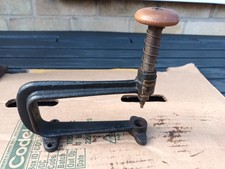 VINTAGE 'MODERN' HANDY BUTTON MACHINE CHICAGO USA