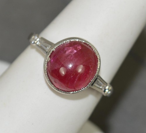 Stylish ruby cabochon and - cabochon,