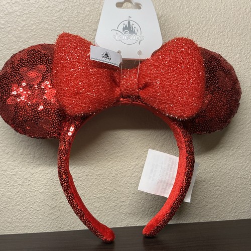 Disney world minnie mouse red - world,
