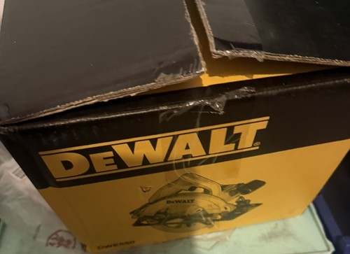Dewalt dwe550 240v corded - dewalt,
