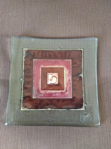 Downs handmade glass square - jo,