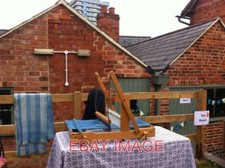 PHOTO  TABLE LOOM AT THE