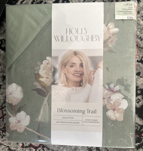 Holly willoughby blossoming - willoughby,