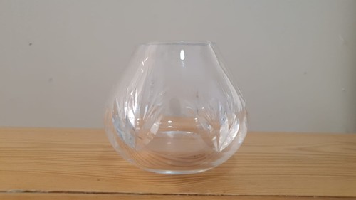 Vintage cut crystal rose - cut,