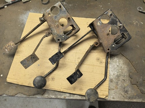 Reliant robin foot - reliant,