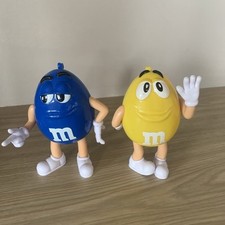 M&M Blue & Yellow Sweet
