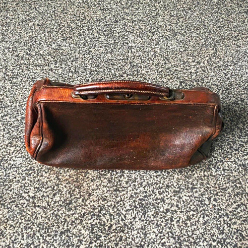 Vintage brown leather doctors - leather,
