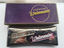 Vintage tremolo harmonica