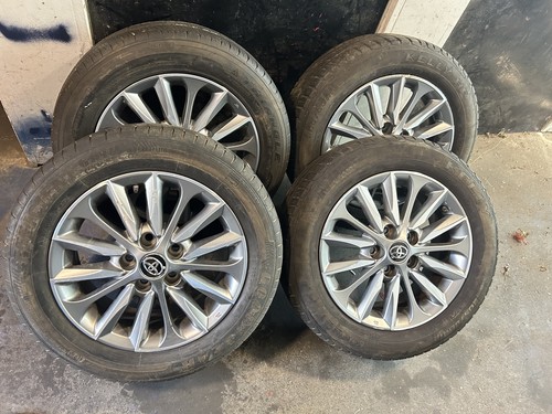 Toyota verso mk2 - verso, grey