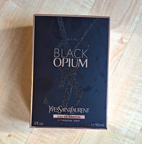 Yves saint laurent - saint, opium