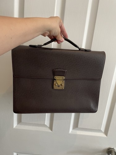 Louis vuitton taiga leather - vuitton,