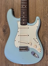 Fender Custom Shop '60 Reissue Stratocaster Relic Daphne Blue