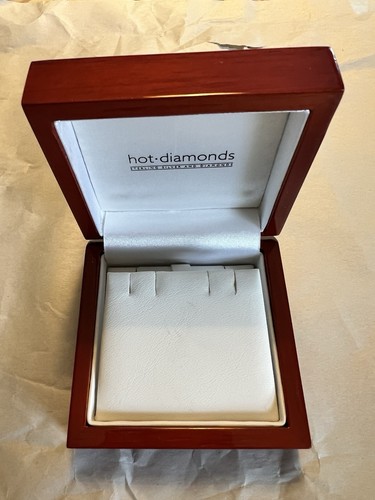 Hot diamonds small jewelry - diamonds,