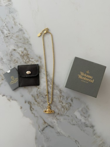 Authentic vivienne westwood - authentic,
