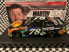 Martin Truex Jr #78 Auto