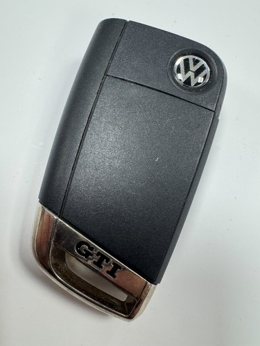 Volkswagen flip key fob - , 3
