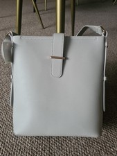 Women's cross body hand bag -