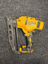 DeWalt XR 18V 16Ga Brushless