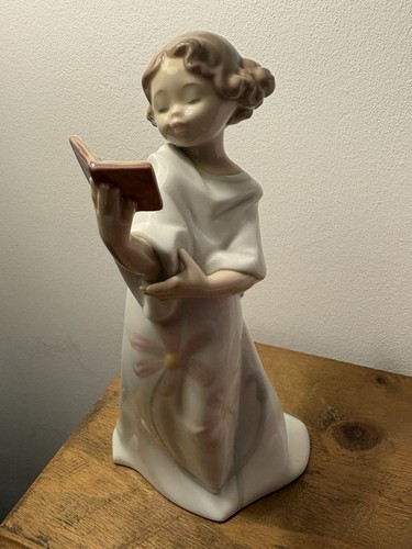 Nao lladro porcelain figurine - lladro,
