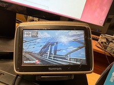 TomTom Go 740 Live + WESTERN EUROPE MAP Main Unit Only