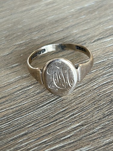 1804 9ct gold signet ring - 9ct,