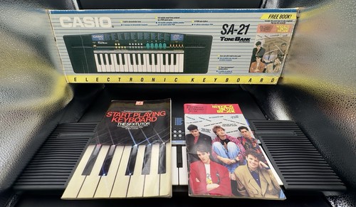 Casio electric keyboard - sa-21,