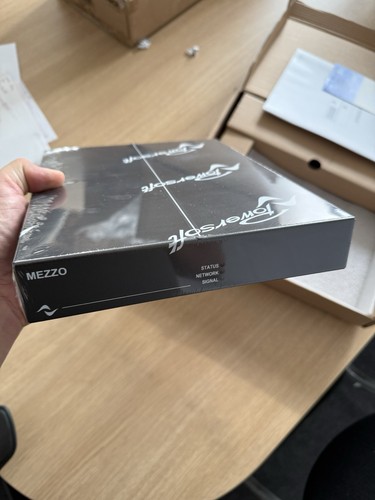 Powersoft mezzo 324 - mezzo, a+