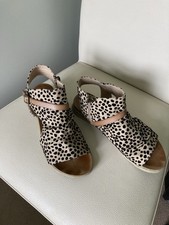 Blowfish Malibu Leopard Print Sandals Size 5