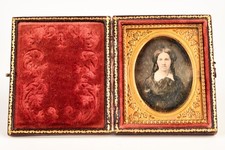 Daguerreotype of Woman in Fine Dress in 1/9 Plate Wood Composite Union Case V20