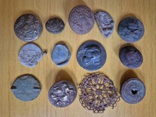 Mixed Lot of Metal Detecting Finds - Pendents, Badges, Buttons, Artefacts 
