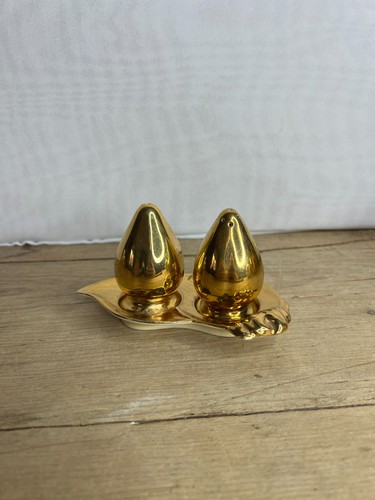 Vintage royal winton gold - vintage,