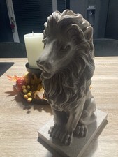 Lion Statue