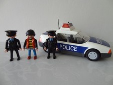 PLAYMOBIL 3904 POLICE CAR with