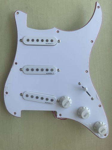 Strat loaded guard alnico5 - strat,