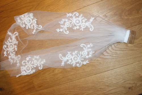 Brides veil