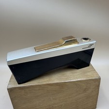 Colibri Crown Molectric Table