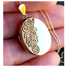 9ct Gold Pendant Locket - 2.8g