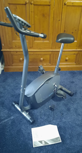 Excercise bike hardly - hardly, used